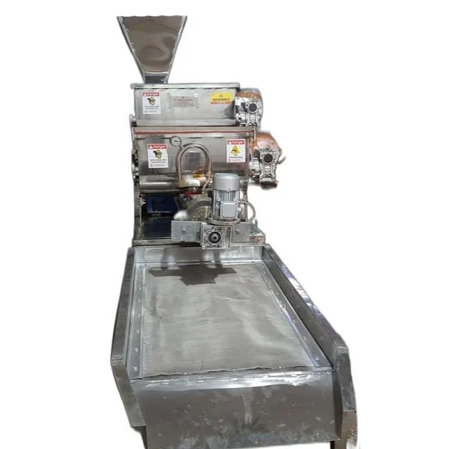 macroni-and-pasta-making-machine.webp